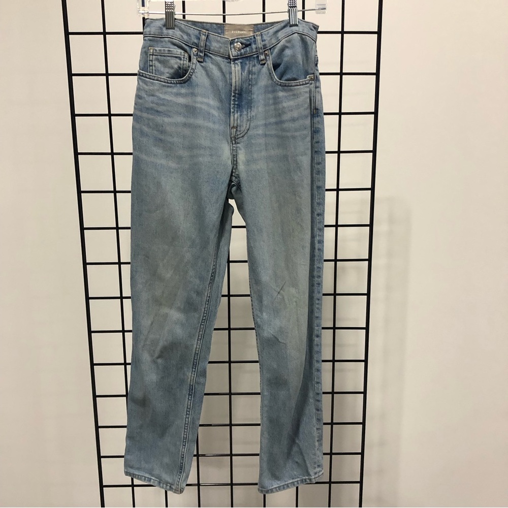 EVERLANE THE CHEEKY JEAN light wash size 26 regular 😍